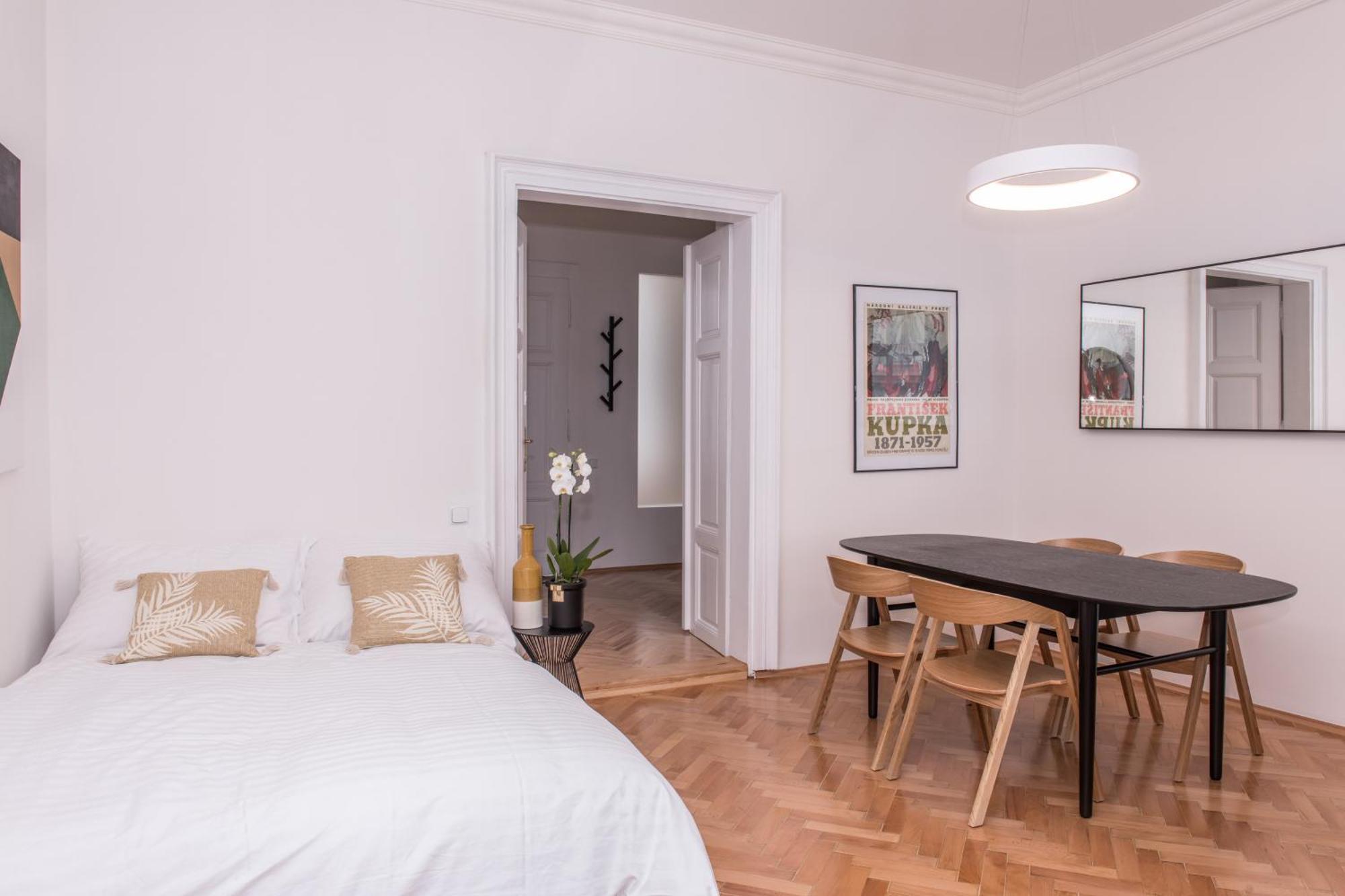 New Design Apt - Central Location Wenceslas Square Praga Exterior foto